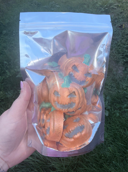Mini Pumpkin Bath Bombs